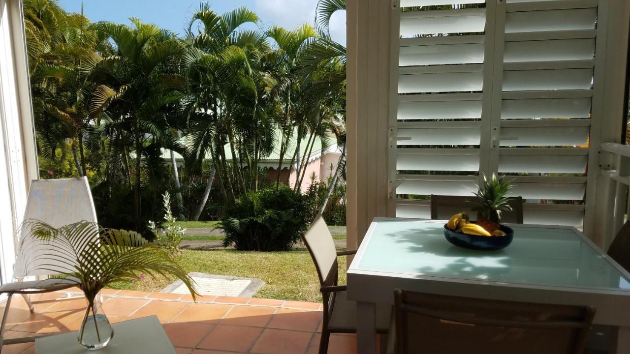 Appartement Rez-De-Chaussee De Villa A 1 Minute De La Plage Saint-Francois  Bagian luar foto