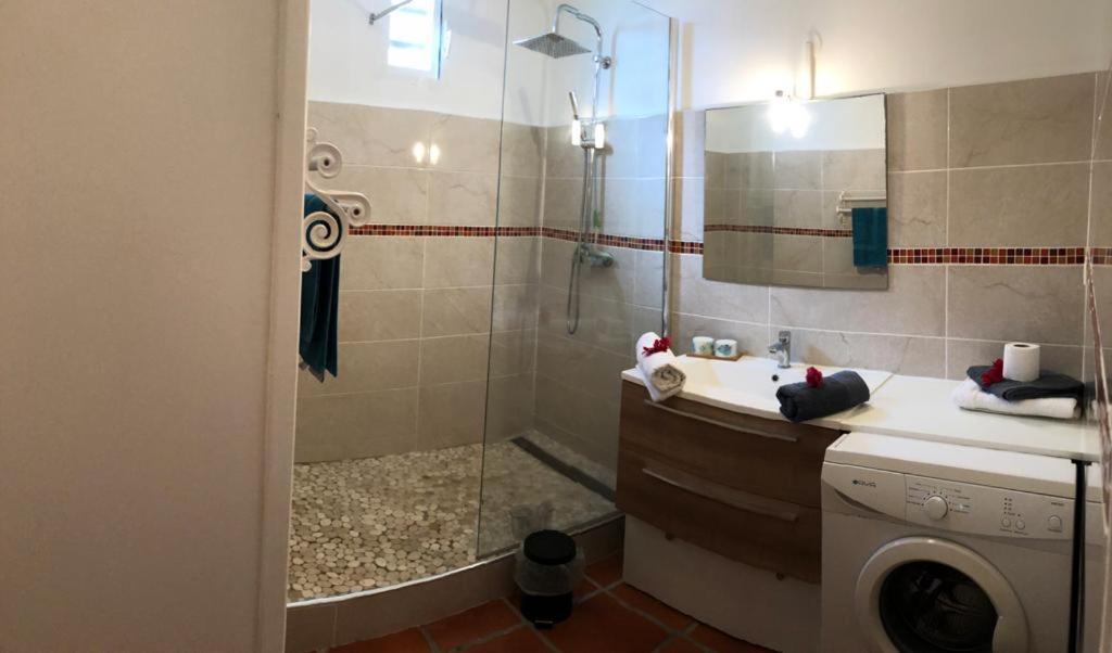 Appartement Rez-De-Chaussee De Villa A 1 Minute De La Plage Saint-Francois  Bagian luar foto
